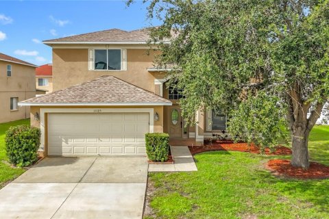 House in Riverview, Florida 6 bedrooms, 270.72 sq.m. № 1900304 - photo 1