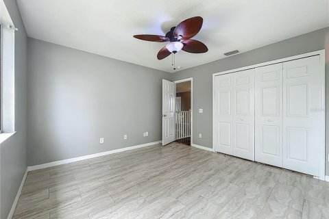 Casa en venta en Riverview, Florida, 6 dormitorios, 270.72 m2 № 1900304 - foto 26