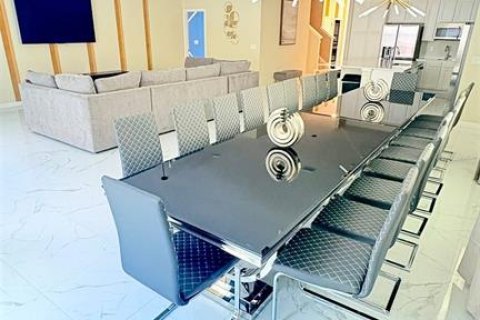 Купить виллу или дом в Киссимми, Флорида 3 комнаты, 442.4м2, № 1677255 - фото 19