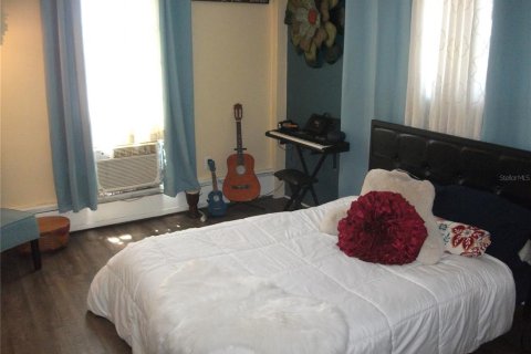 Condo in Clearwater, Florida, 2 bedrooms  № 1651184 - photo 11