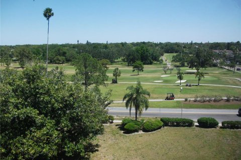 Condo in Clearwater, Florida, 2 bedrooms  № 1651184 - photo 2