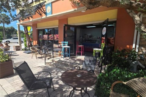 Immobilier commercial à vendre à Boca Raton, Floride № 2068521 - photo 2