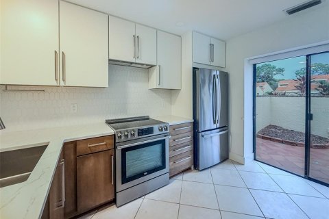 Touwnhouse à louer à Sarasota, Floride: 3 chambres, 142.6 m2 № 2405211 - photo 7