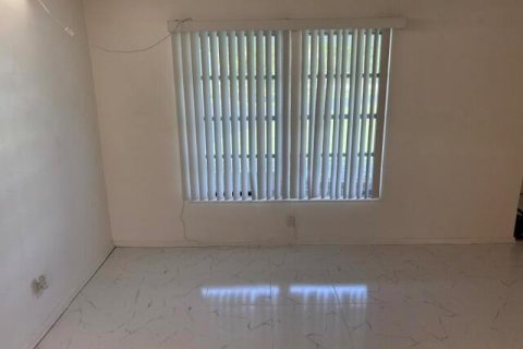 Appartement à louer à Deerfield Beach, Floride: 2 chambres, 101.17 m2 № 2261300 - photo 13