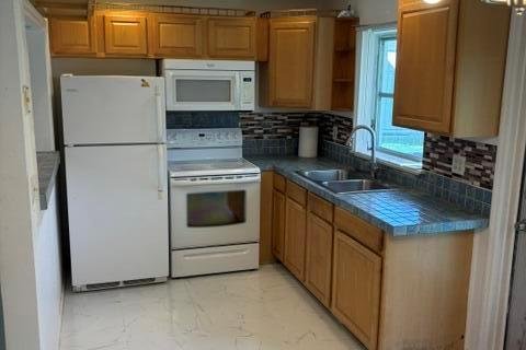 Appartement à louer à Deerfield Beach, Floride: 2 chambres, 101.17 m2 № 2261300 - photo 12