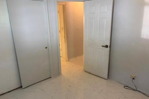 Appartement à louer à Deerfield Beach, Floride: 2 chambres, 101.17 m2 № 2261300 - photo 8