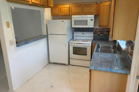 Appartement à louer à Deerfield Beach, Floride: 2 chambres, 101.17 m2 № 2261300 - photo 11