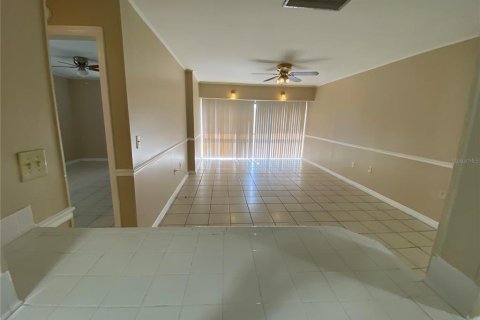 Condo in Tampa, Florida, 1 bedroom № 2209955 - photo 10