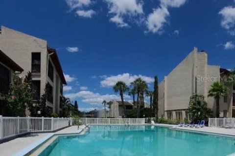 Condo in Tampa, Florida, 1 bedroom № 2209955 - photo 30
