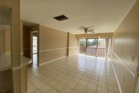 Condo in Tampa, Florida, 1 bedroom № 2209955 - photo 12