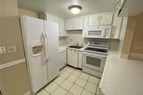 Condo in Tampa, Florida, 1 bedroom № 2209955 - photo 6