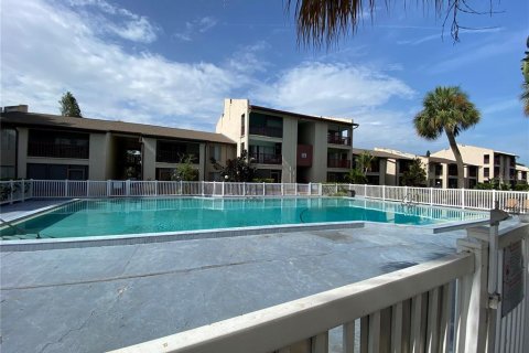 Condo in Tampa, Florida, 1 bedroom № 2209955 - photo 27