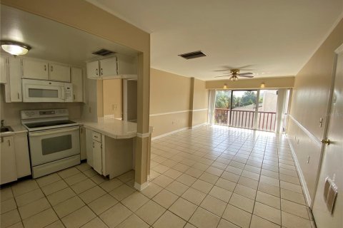 Condo in Tampa, Florida, 1 bedroom № 2209955 - photo 5