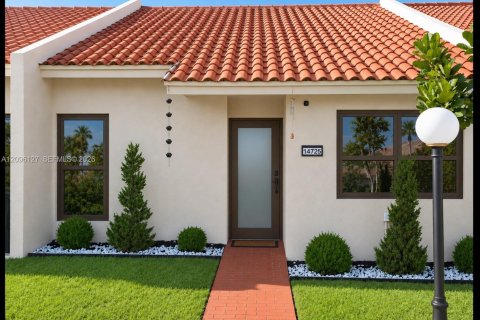 Touwnhouse à Miami, Floride 3 chambres, 105.72 m2 № 2387988