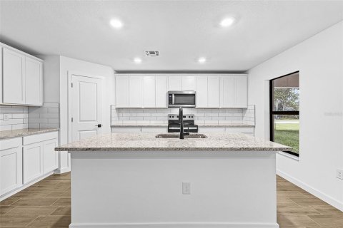 Casa en venta en North Port, Florida, 4 dormitorios, 184.32 m2 № 2100080 - foto 5