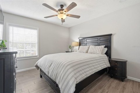 Condo in Saint Petersburg, Florida, 1 bedroom  № 2149419 - photo 15