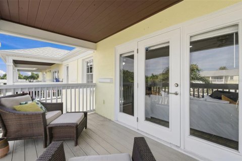 Condo in Saint Petersburg, Florida, 1 bedroom  № 2149419 - photo 23