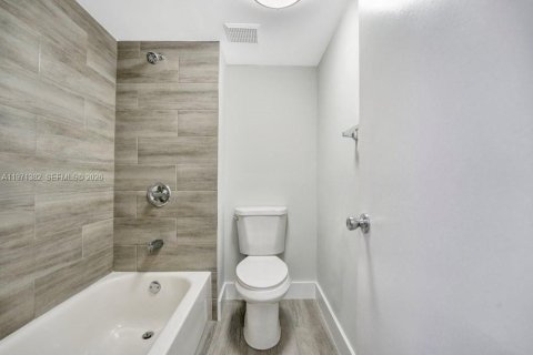 Copropriété à vendre à Weston, Floride: 2 chambres, 113.34 m2 № 2036596 - photo 22