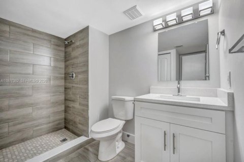 Copropriété à vendre à Weston, Floride: 2 chambres, 113.34 m2 № 2036596 - photo 20