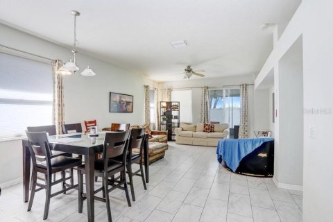 Casa en venta en Wesley Chapel, Florida, 3 dormitorios, 170.38 m2 № 1786746 - foto 6