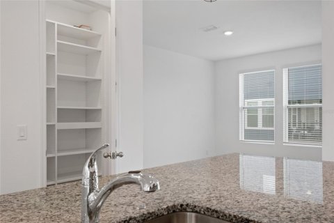 Adosado en alquiler en Orlando, Florida, 3 dormitorios, 201.32 m2 № 1918664 - foto 23