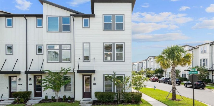 Townhouse in Orlando, Florida 3 bedrooms, 201.32 sq.m. № 1918664