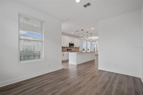 Adosado en alquiler en Orlando, Florida, 3 dormitorios, 201.32 m2 № 1918664 - foto 25