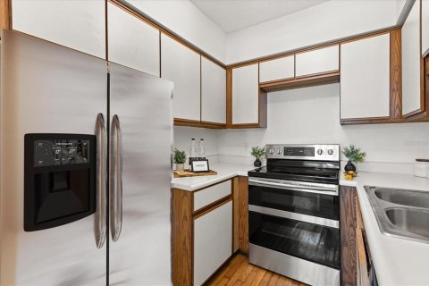 Copropriété à vendre à Orlando, Floride: 2 chambres, 90.12 m2 № 2111621 - photo 12
