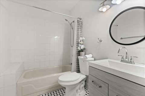Copropriété à vendre à Orlando, Floride: 2 chambres, 90.12 m2 № 2111621 - photo 19