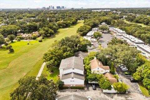 Copropriété à vendre à Orlando, Floride: 2 chambres, 90.12 m2 № 2111621 - photo 25
