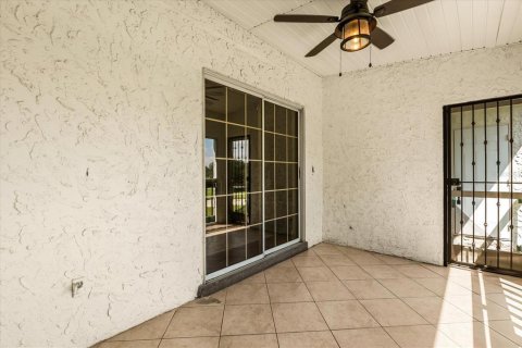 Copropriété à vendre à Orlando, Floride: 2 chambres, 90.12 m2 № 2111621 - photo 21
