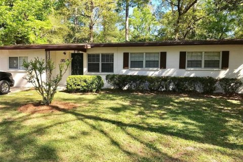 Villa ou maison à Gainesville, Floride 4 chambres, 145.39 m2 № 2396515