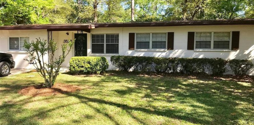 Villa ou maison à Gainesville, Floride 4 chambres, 145.39 m2 № 2396515
