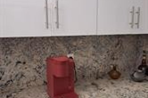 Condo in Hollywood, Florida, 2 bedrooms  № 2081656 - photo 6