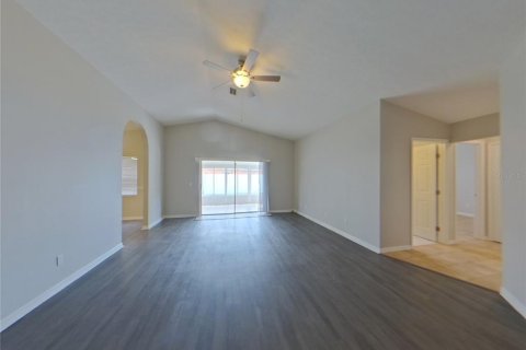 Casa en alquiler en Riverview, Florida, 3 dormitorios, 167.22 m2 № 1911020 - foto 3