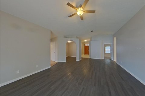 Casa en alquiler en Riverview, Florida, 3 dormitorios, 167.22 m2 № 1911020 - foto 2