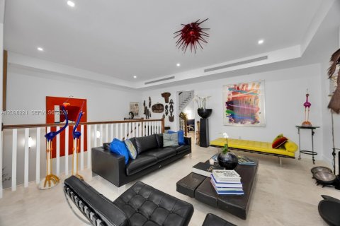 Купить кондоминиум в Корал-Гейблс, Флорида 3 спальни, 306.48м2, № 2395261 - фото 7