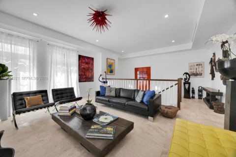 Купить кондоминиум в Корал-Гейблс, Флорида 3 спальни, 306.48м2, № 2395261 - фото 6