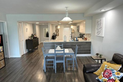 Condominio en venta en Pompano Beach, Florida, 3 dormitorios, 129.13 m2 № 2087611 - foto 5