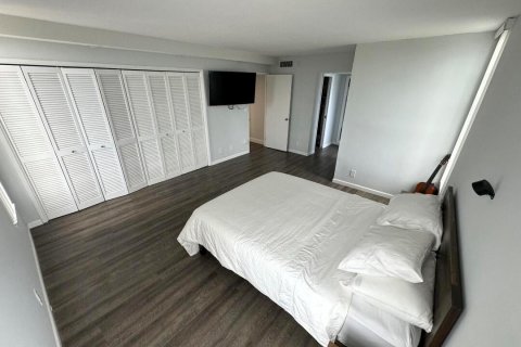 Condominio en venta en Pompano Beach, Florida, 3 dormitorios, 129.13 m2 № 2087611 - foto 8
