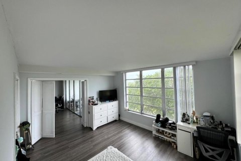 Condominio en venta en Pompano Beach, Florida, 3 dormitorios, 129.13 m2 № 2087611 - foto 17
