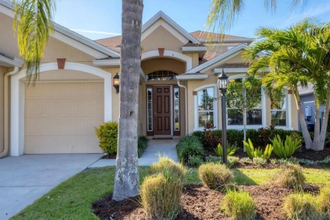 House in Bradenton, Florida 4 bedrooms, 284.1 sq.m. № 1734952 - photo 4