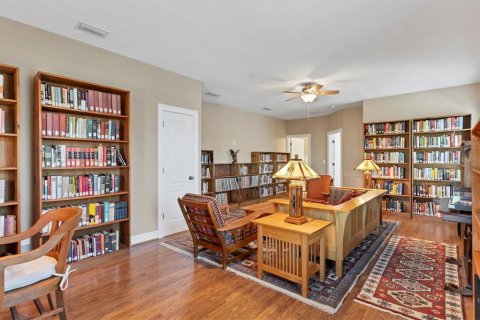 House in Bradenton, Florida 4 bedrooms, 284.1 sq.m. № 1734952 - photo 21