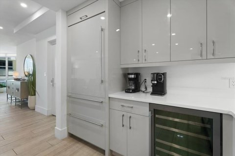 Condo in Sarasota, Florida, 4 bedrooms  № 2347211 - photo 27
