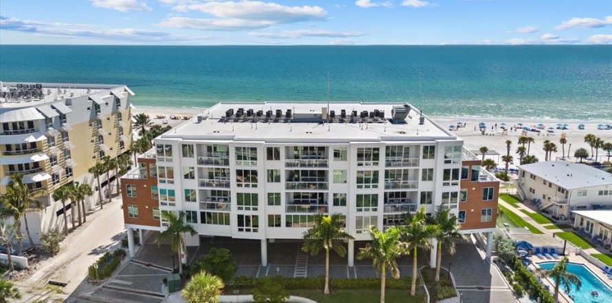 Condo in Sarasota, Florida, 4 bedrooms  № 2347211