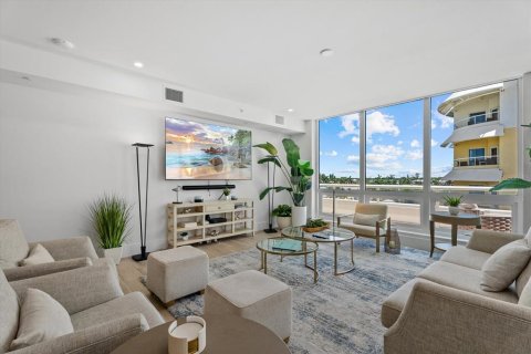 Condo in Sarasota, Florida, 4 bedrooms  № 2347211 - photo 15