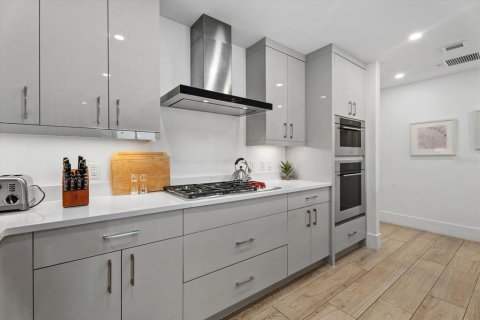 Condo in Sarasota, Florida, 4 bedrooms  № 2347211 - photo 26