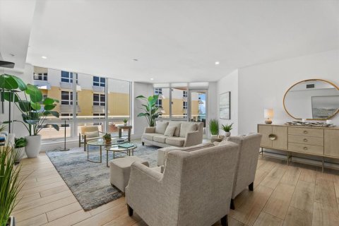 Condo in Sarasota, Florida, 4 bedrooms  № 2347211 - photo 14