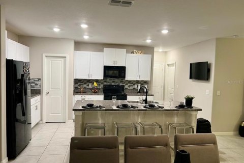 Casa en alquiler en Wimauma, Florida, 6 dormitorios, 240.52 m2 № 1804041 - foto 11