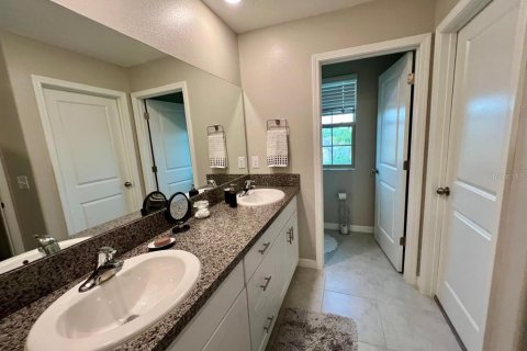 Casa en alquiler en Wimauma, Florida, 6 dormitorios, 240.52 m2 № 1804041 - foto 24